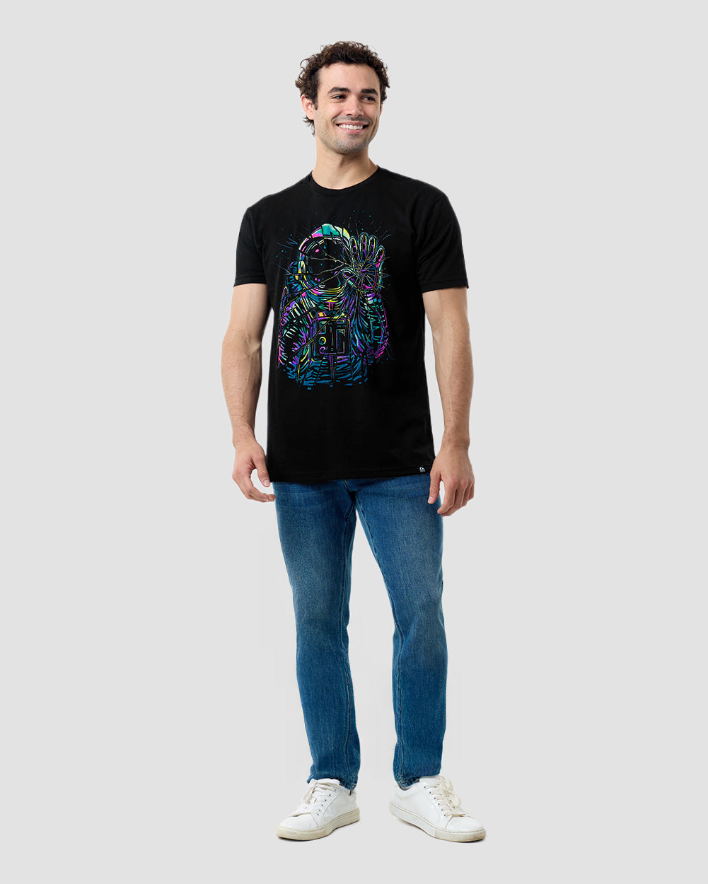 Cosmic Fracture Tee-Black-Regular-Full--Model---L