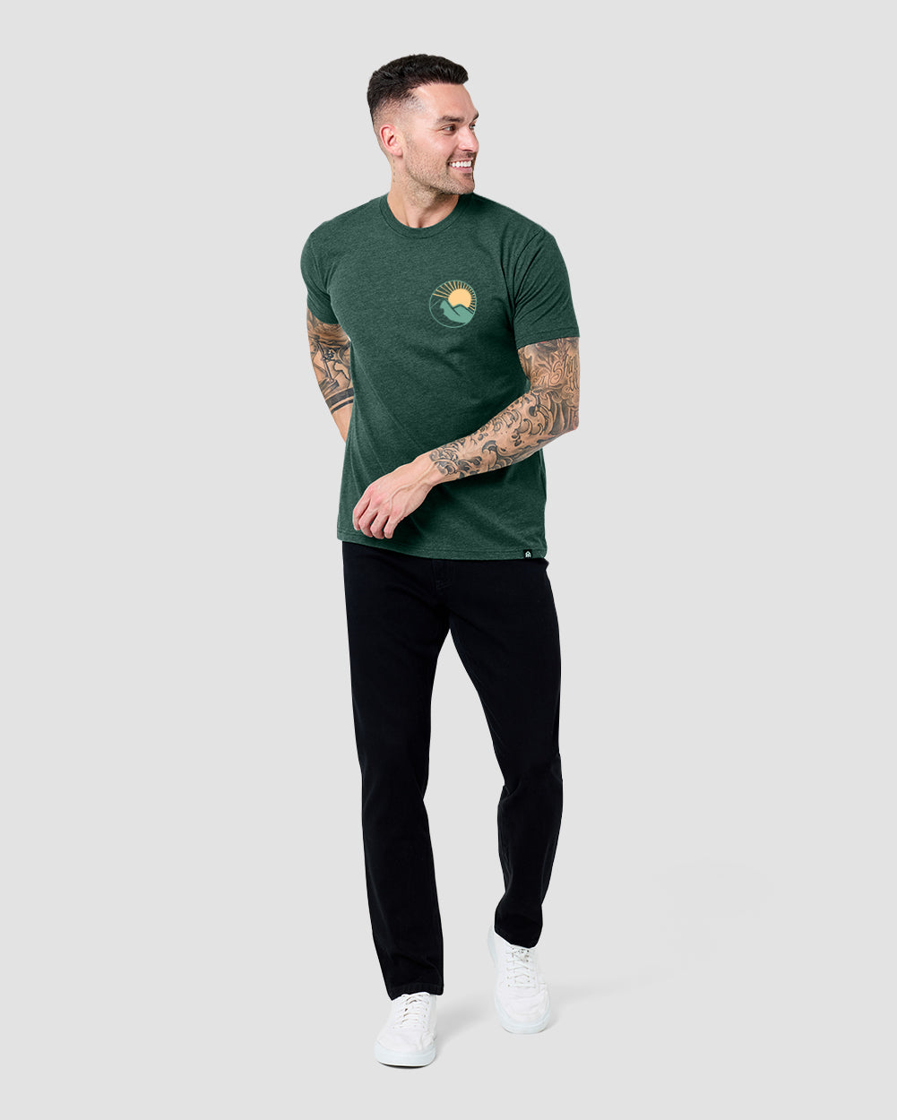Suncrest Tee-Forest Green-Regular-Full--Model---L