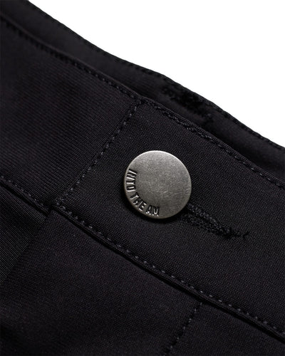 Daily Shorts-Black-7"-Regular-Detail 3--Alex---31
