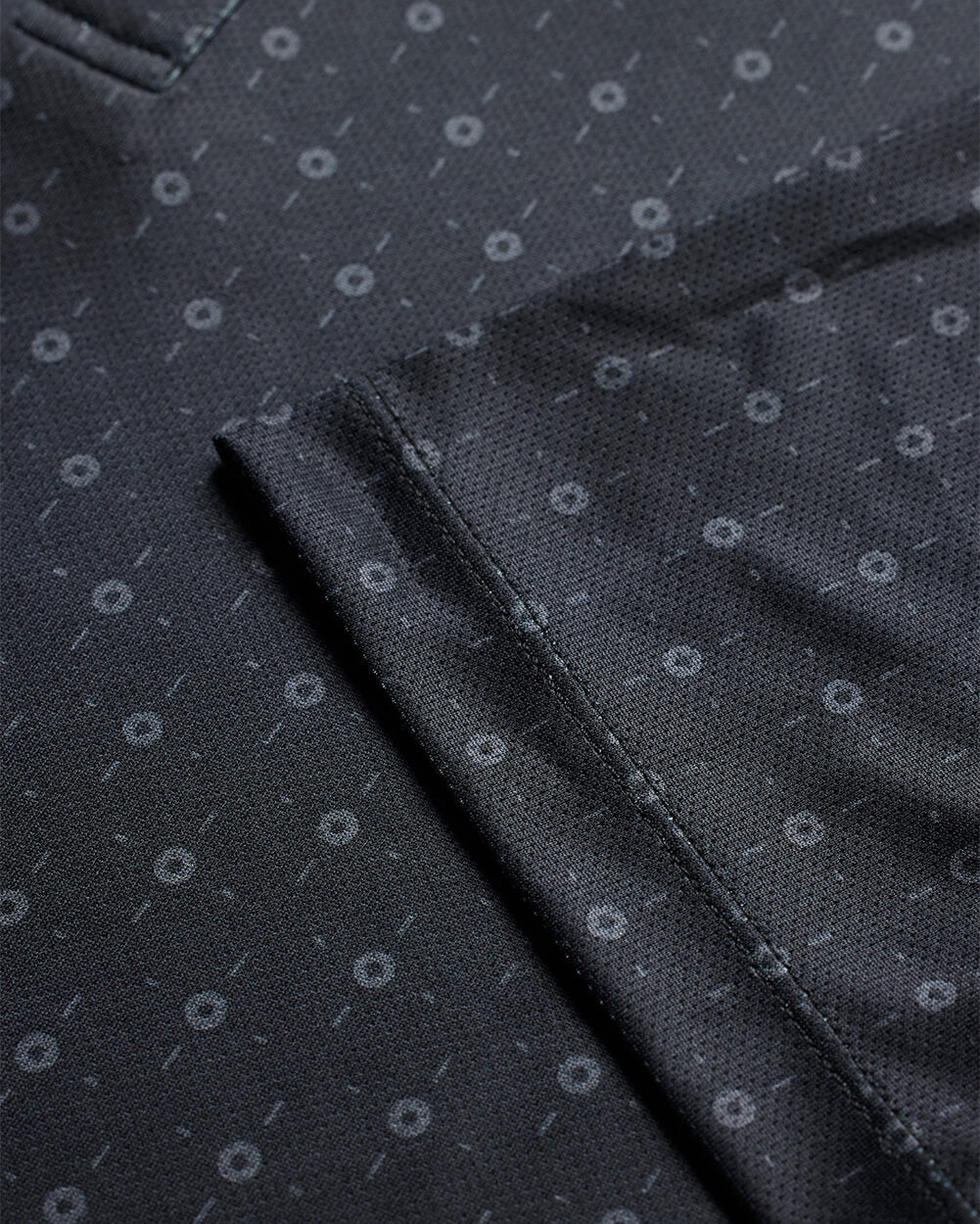 Performance Polo - Non-Branded-Black Dots-Tall-Regular-Detail--Model---L