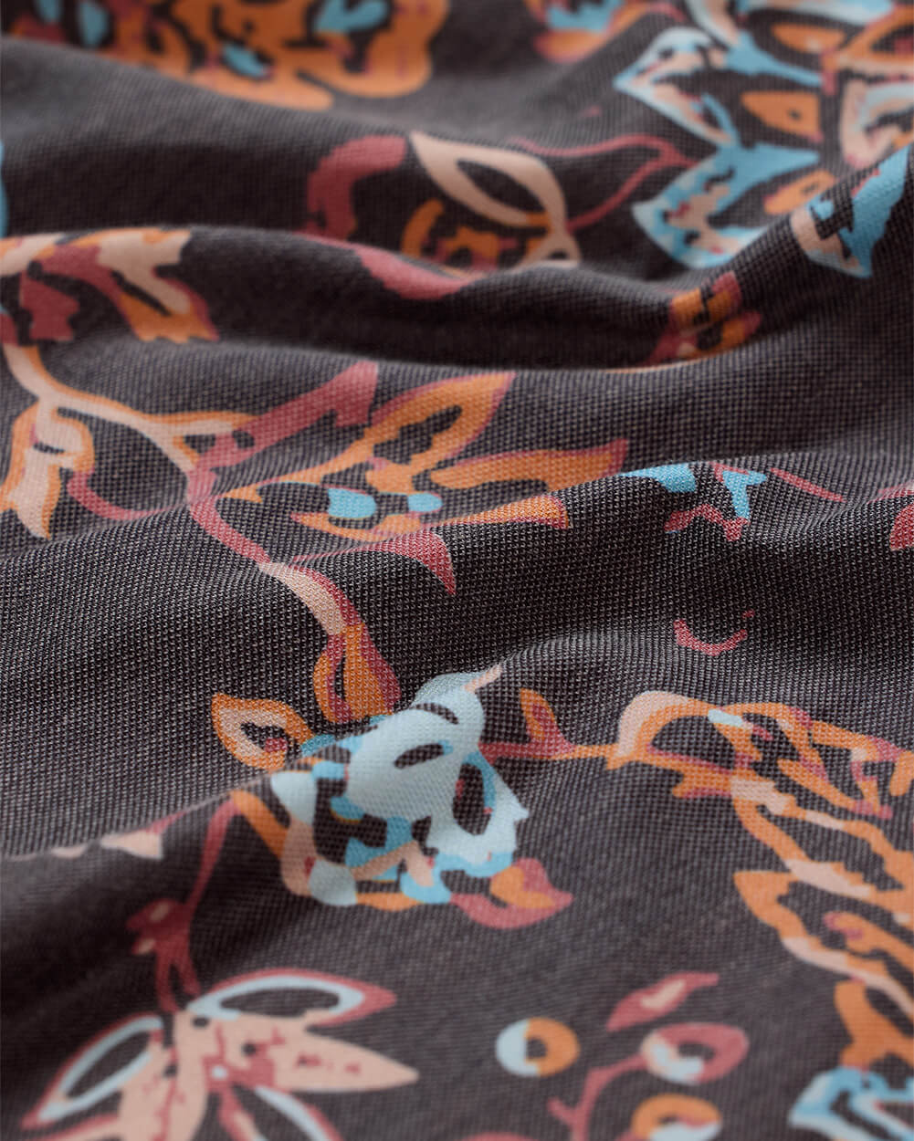 Pursuit Performance Polo-Black Floral-Tall-Regular-Detail--Model---L