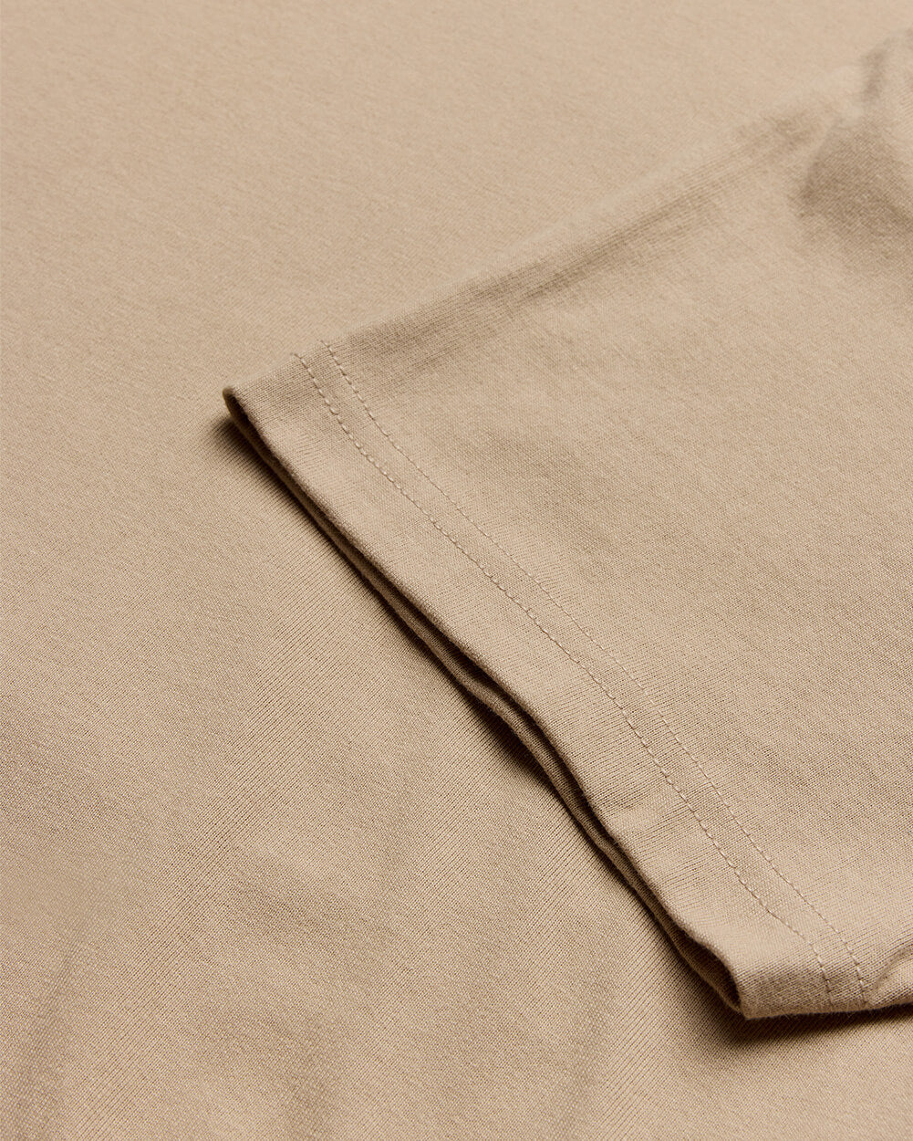 Heavyweight Tee-Tan-Detail2--Alex---M-Regular