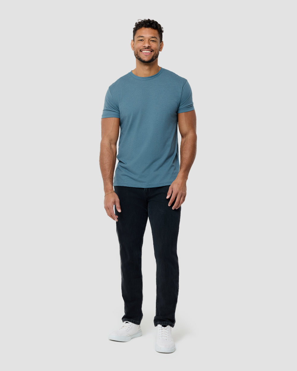 Basic Tee - No Logo-Indigo-Reg-Regular-Full--Model---L
