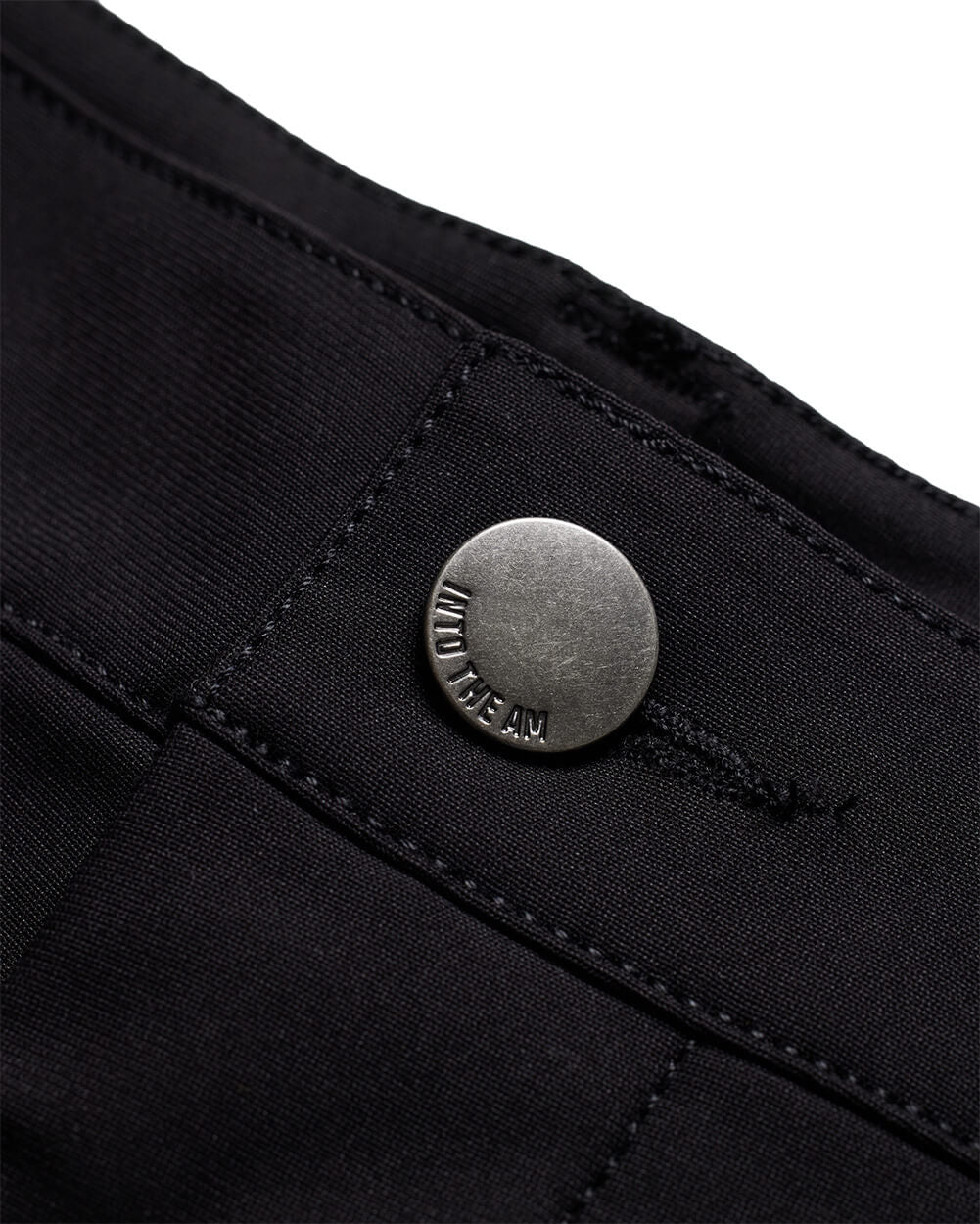 Daily Shorts-Black-9"-Regular-Detail 3--Alex---M