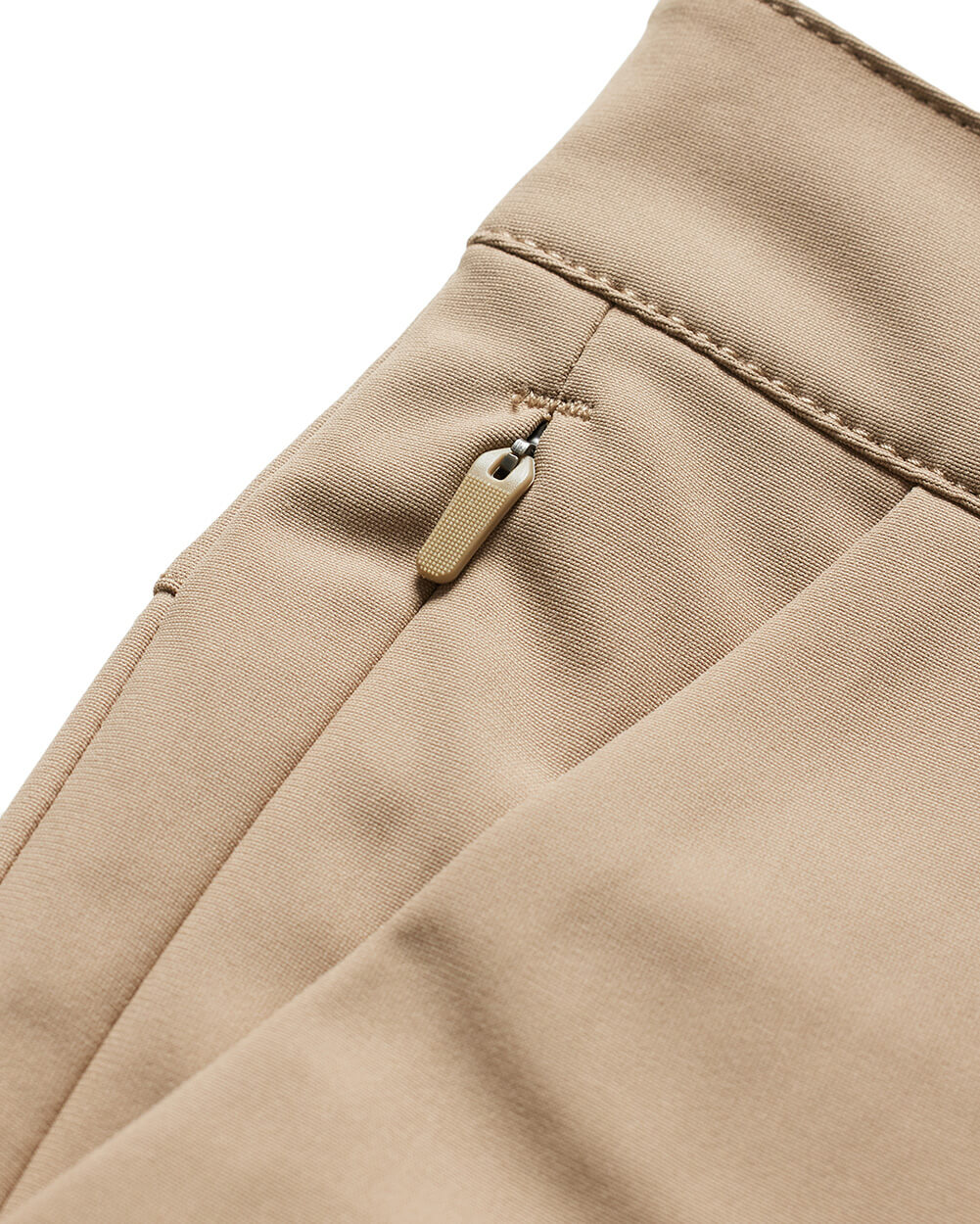 Daily Shorts-Khaki-9"-Regular-Detail 2--Alex---M