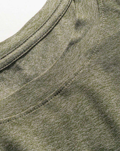 Active Tee-Olive Green-Reg-Regular-Detail1--Model