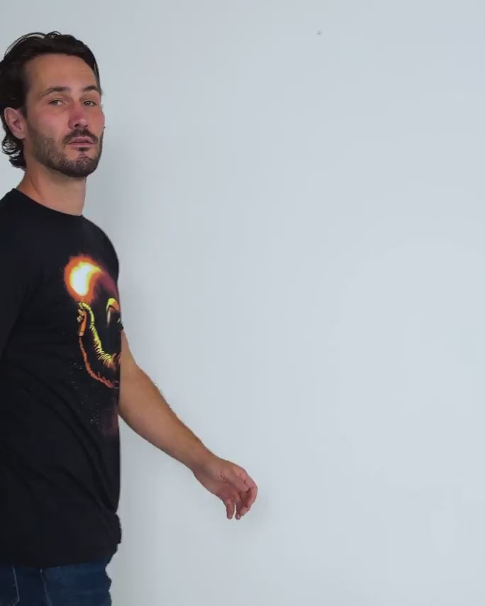 Stellar Flare Tee-Black-Regular-Video--Model---L