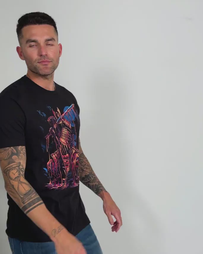 Molten Ronin Tee-Black-Regular-Video--Model---L